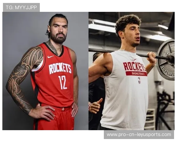 球员在训练中突破技术瓶颈获得教练肯定，持球队员突破后